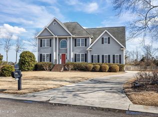 1607 Ivory Gull Drive, Morehead City, NC 28557