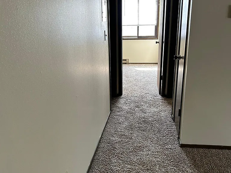 640 Fox Knoll Dr #7 — Photo 6