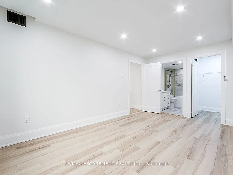 285 Enfield Pl #1603 — Photo 20