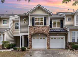 5955 Pale Moss Ln, Charlotte, NC 28269