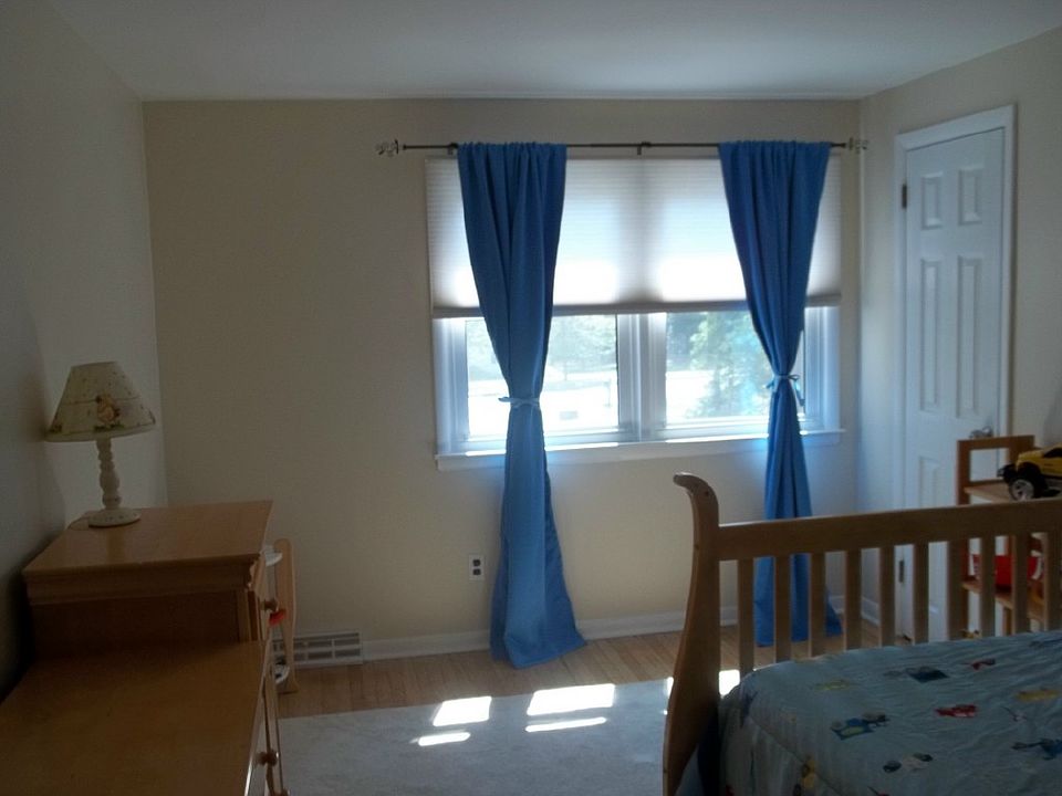 2nd image of 967 Green Ave