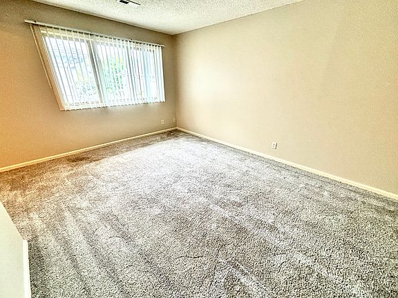 3rd image of 1531 D St #12
