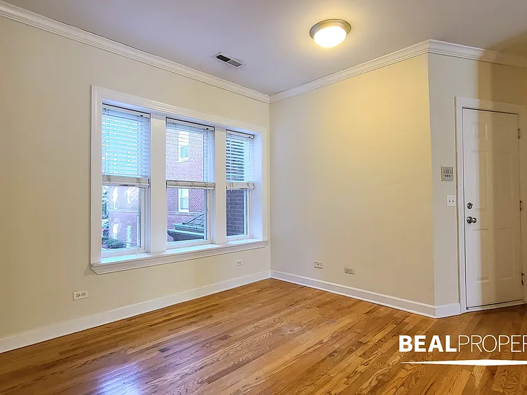 3244-54 N Clifton Ave — Photo 26
