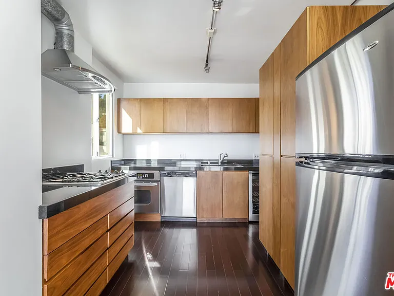 8787 Shoreham Dr #610 — Photo 16