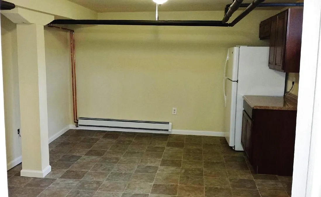 6475 Willow Road — Photo 3