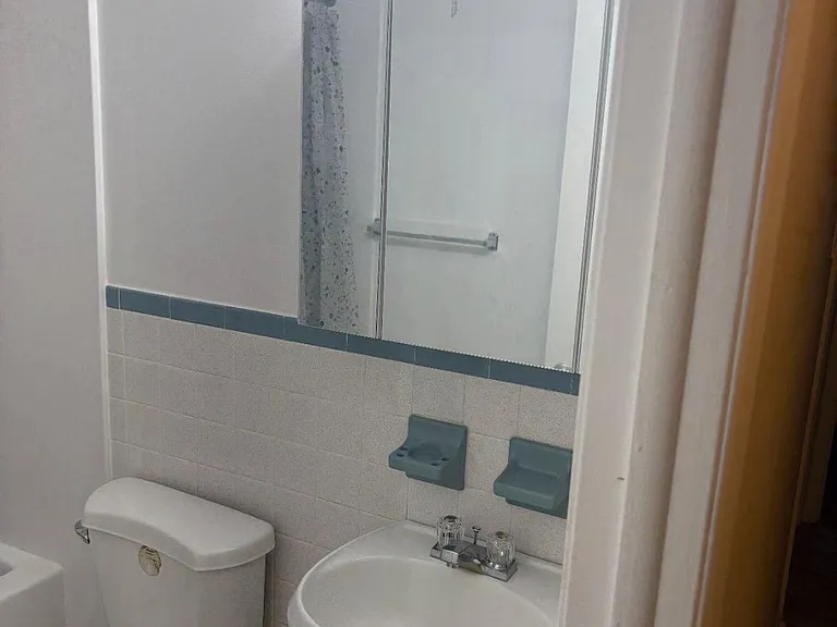 1730 Borbeck Ave #2F — Photo 24