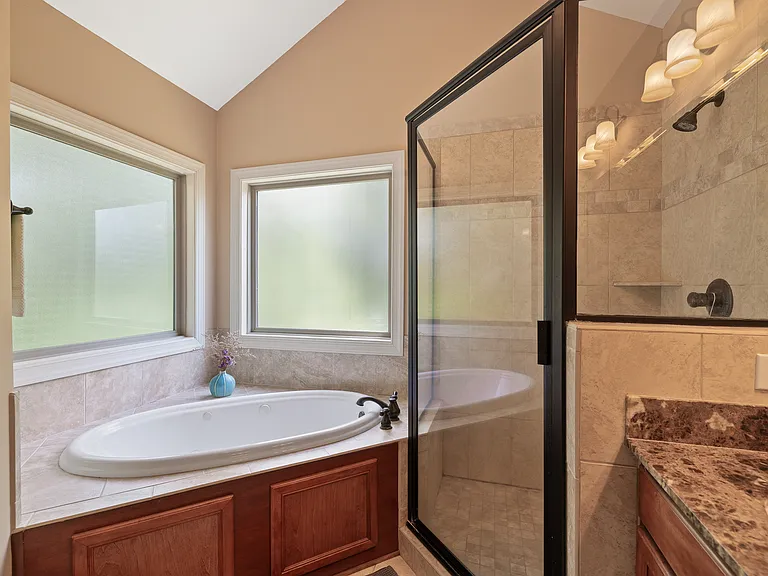 102 Mallard Dr #1A — Photo 37