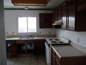 5th image of 2400 Lincoln St