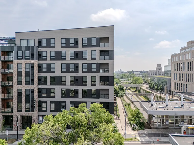 The Bohen Apartments — Photo 21