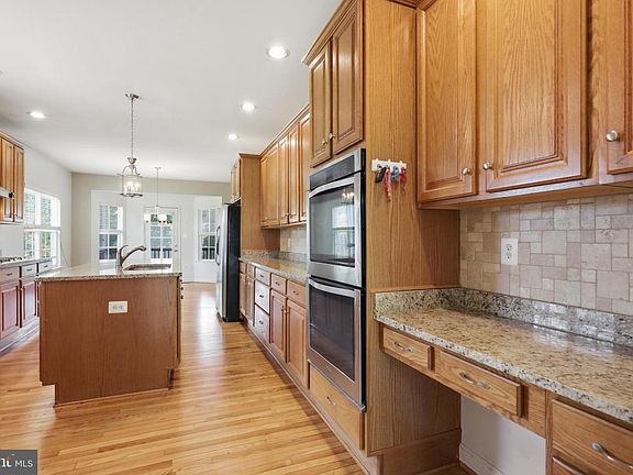 5th image of 16680 Buck Lantz Rd