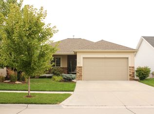 1931 Scotch Pine Trl, Lincoln, NE 68512