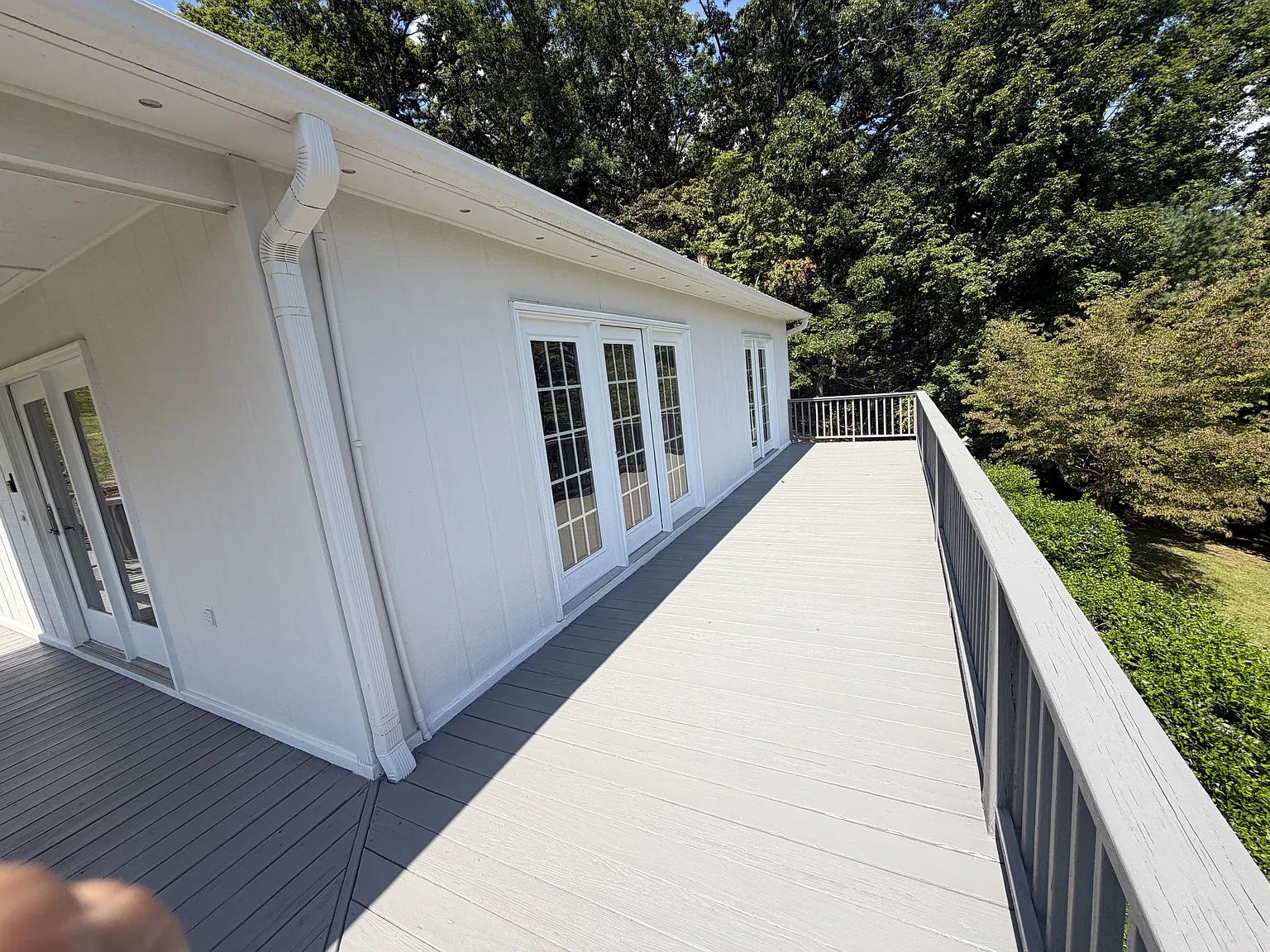 1860 Crescent Drive - 1 — Photo 2