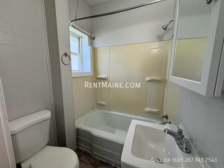 172 College Ave #1 — Photo 11