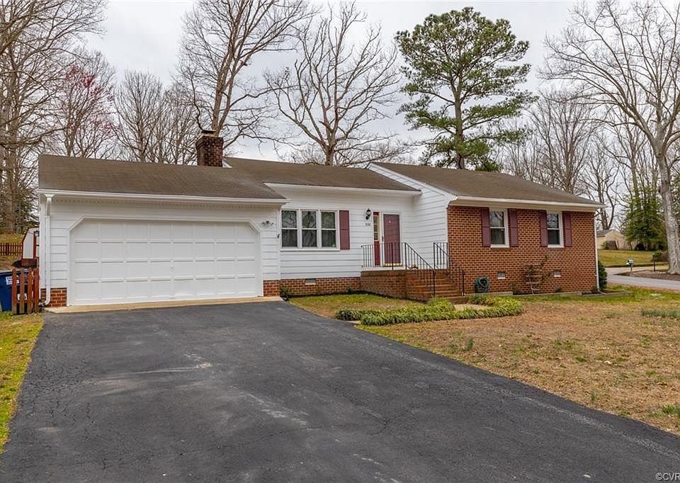 1st image of 8661 Woodward Dr