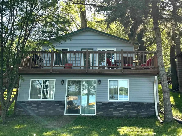 10285 237th Ave #33, Spirit Lake, IA 51360