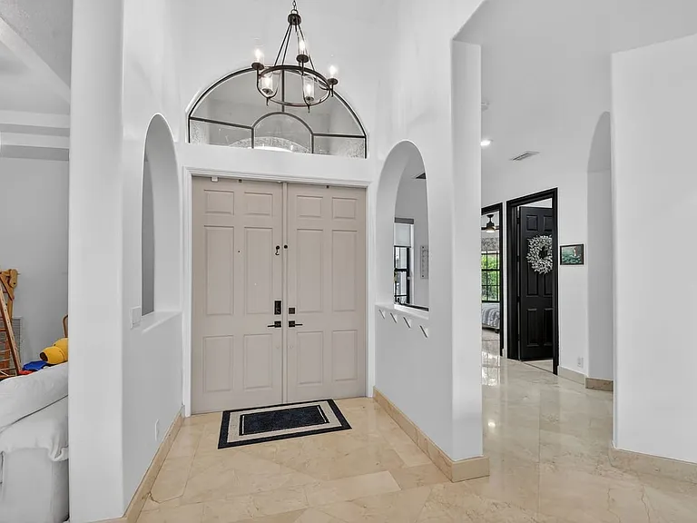 10337 Trianon Pl — Photo 84