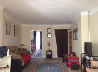 7245 73rd St, Glendale, NY 11385