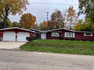 175 Ln 101d Jimmerson Lake Ln, Angola, IN 46703