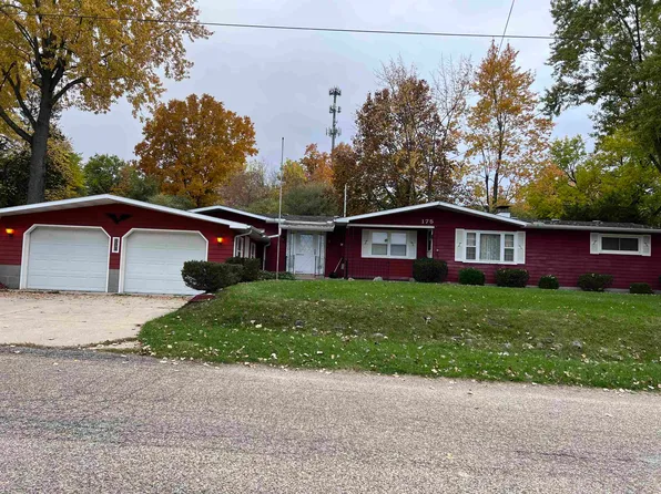175 Ln 101d Jimmerson Lake Ln, Angola, IN 46703