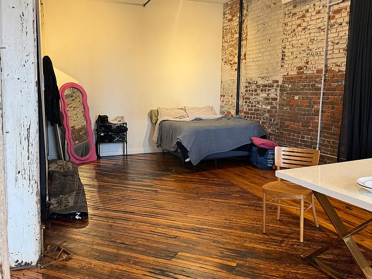 4500 Worth St #C204 — Photo 3