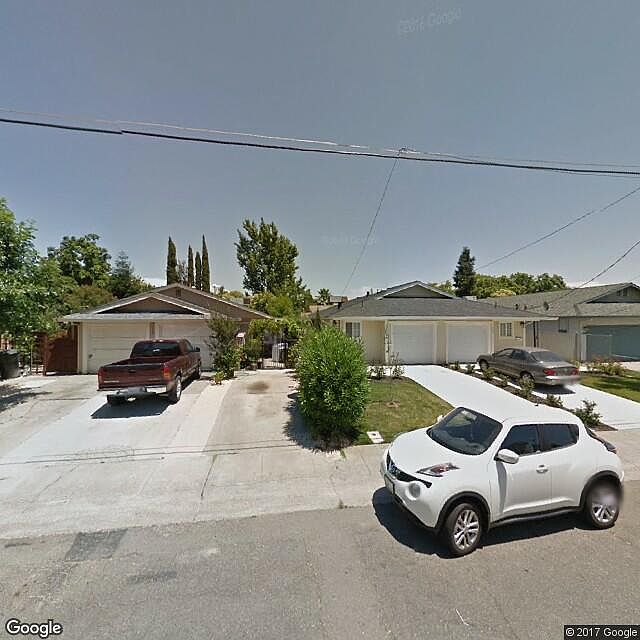 1st image of 3319 D St SE