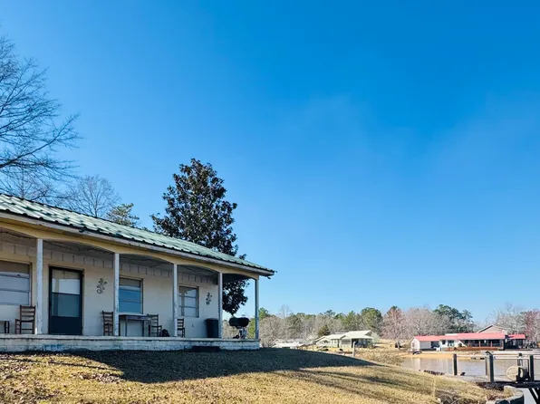 358 Tessie Dr, Jacksons Gap, AL 36861