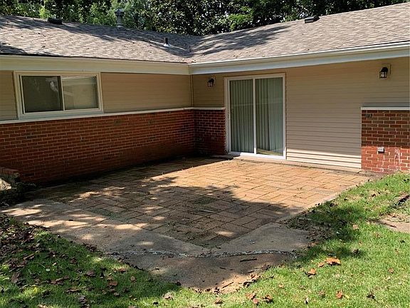2nd image of 2333 Noll Dr
