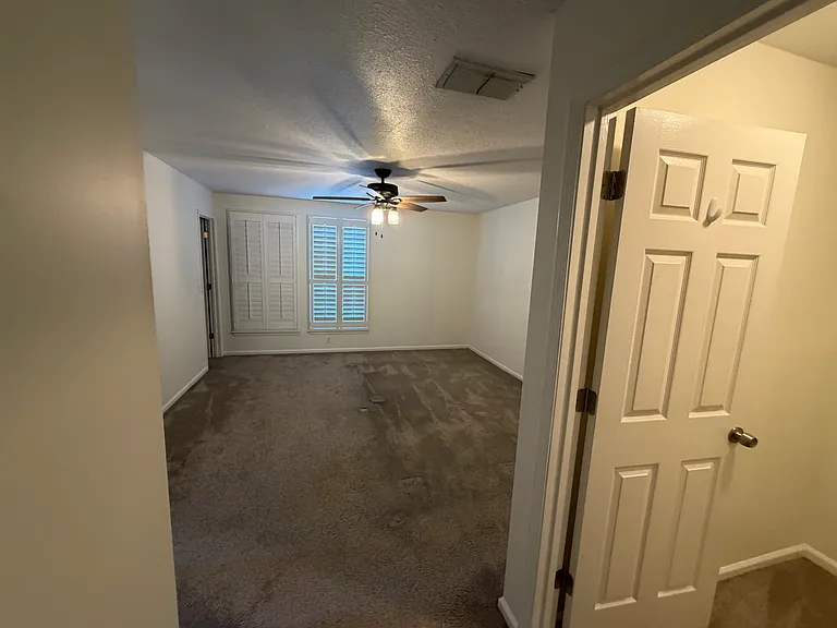 1110 Tolkien Ln — Photo 19