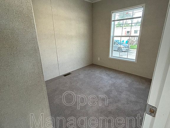 5th image of 301 Mantle Ave #224