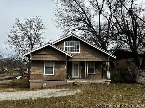 430 W 10th St Photo 1