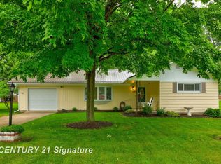 1116 Crestlane Dr, Saginaw, MI 48601
