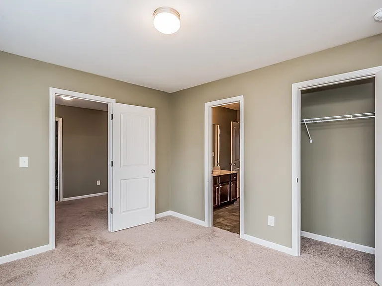 3542 Sandy Bank Dr — Photo 17