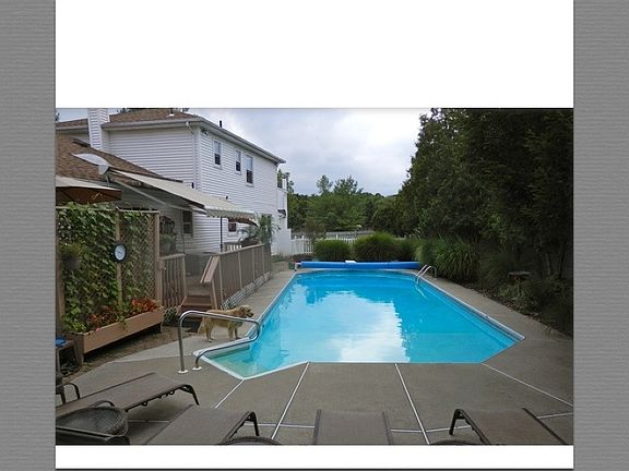 BEAUTIFUL HEATED POOL!