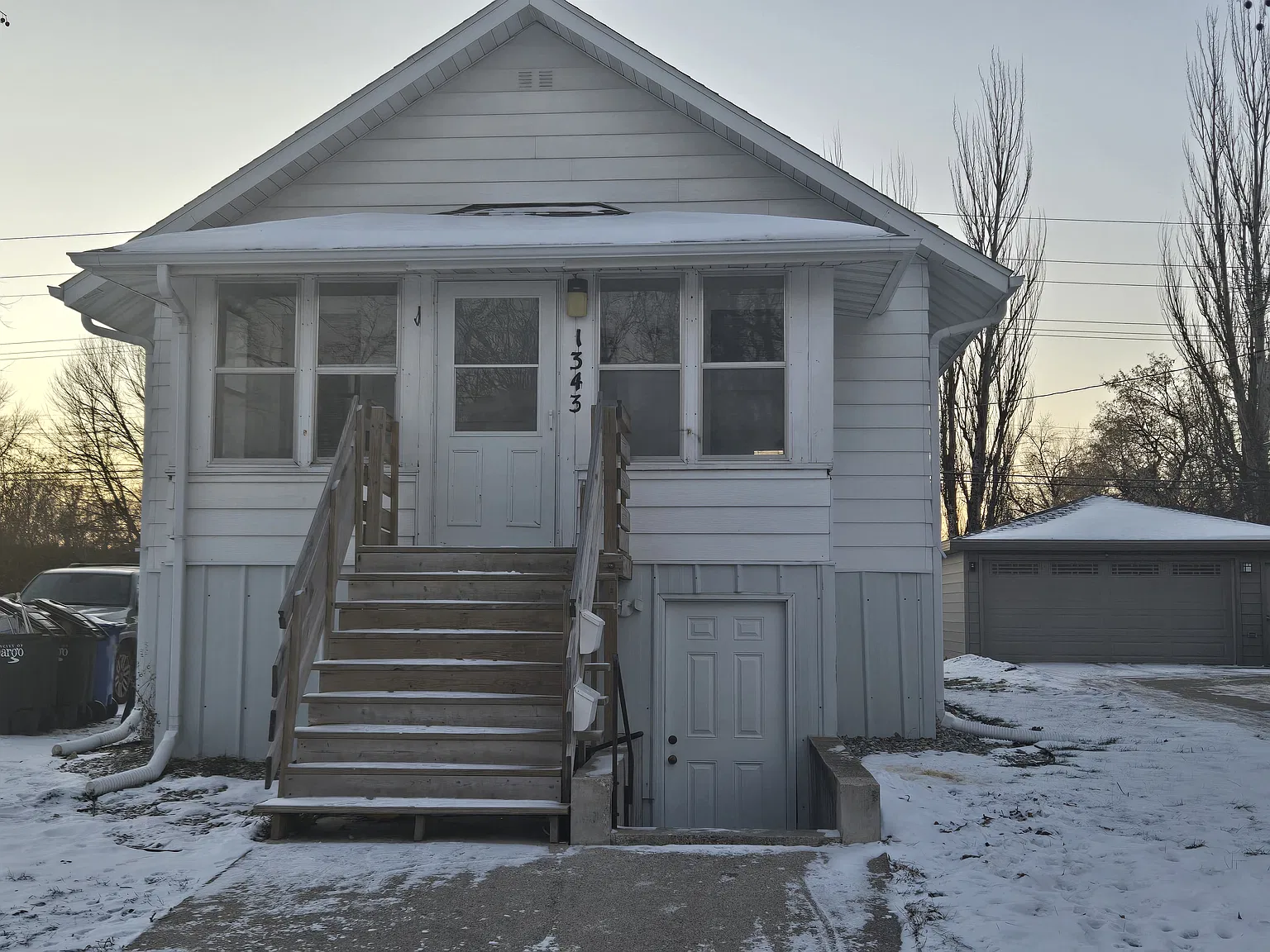 3 bed, 804 sqft, $1,400 — Photo 1