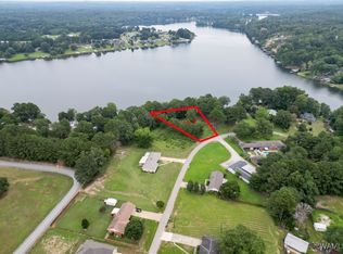 9 Viewpoint Rd, Northport, AL 35475