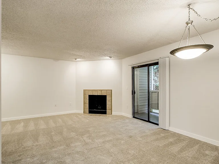 Cedar Terrace — Photo 15