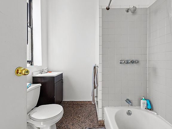 5th image of 1457 3rd Ave APT 5