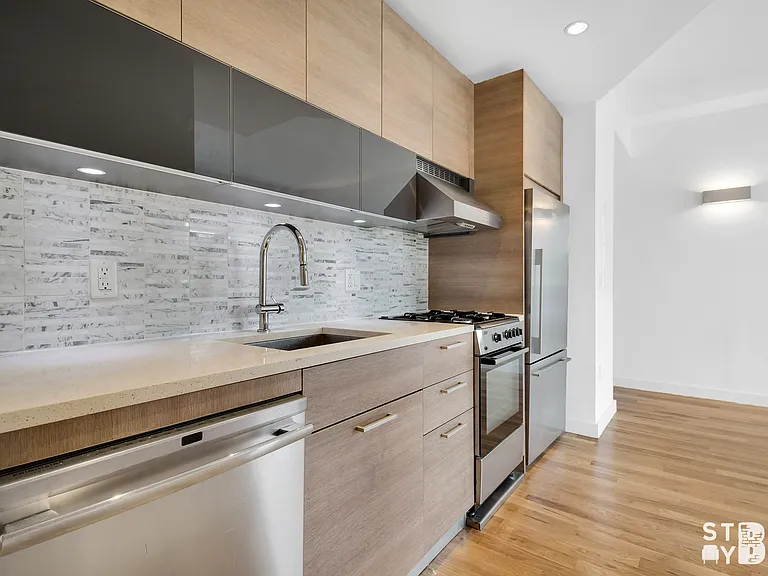 333 Greene Ave #4B — Photo 4