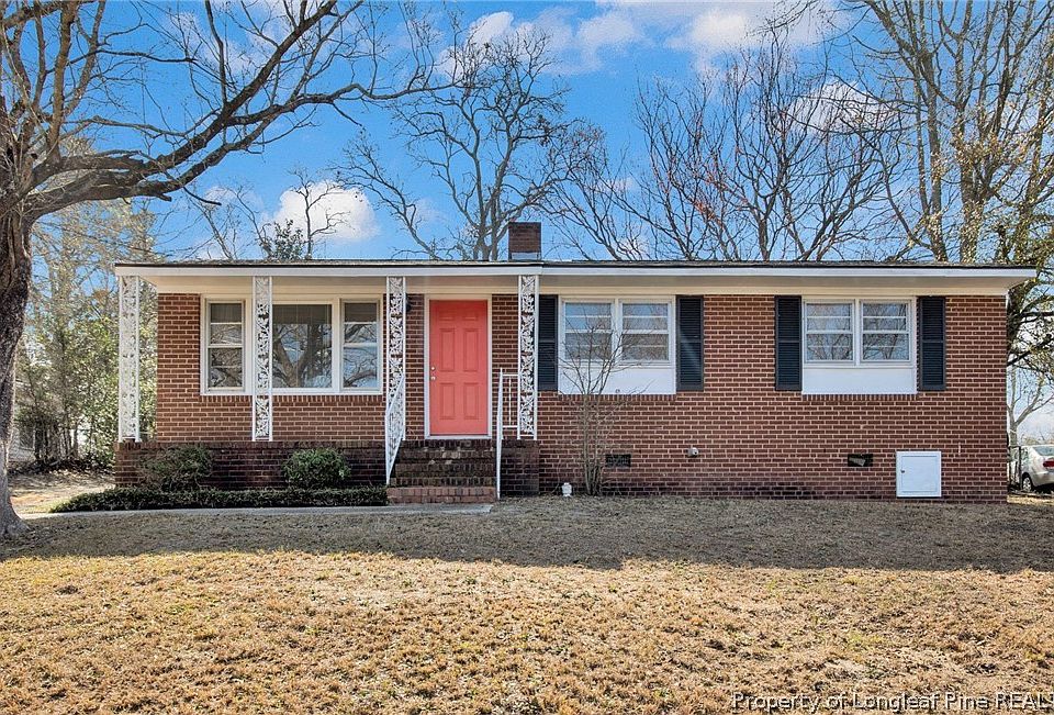 1st image of 4009 Village Dr