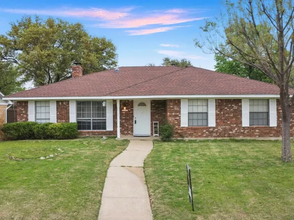 2105 Drake Dr, Richardson, TX 75081