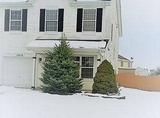 2818 Cantore Rd, Naperville, IL 60564