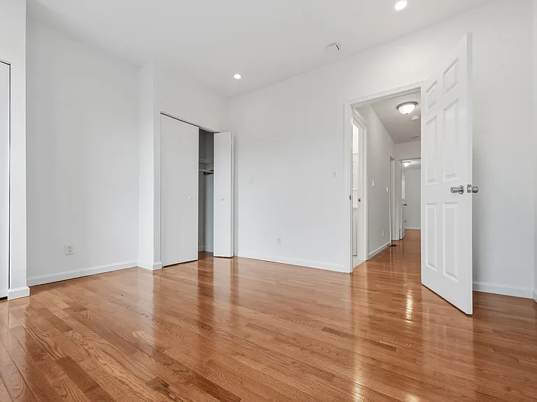 1318 S Reese St — Photo 22