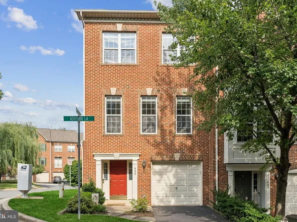 400 Ashford Ln, Alexandria, VA 22304