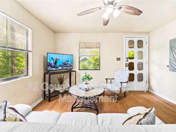 3rd image of 4812 Avenue G #B