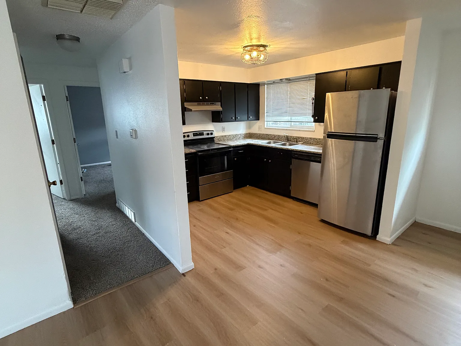 755 Gardenia St — Photo 4