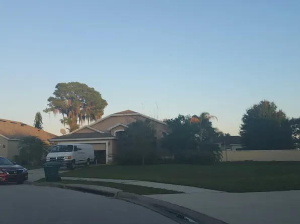 1120 Brenton Manor Dr, Winter Haven, FL 33884