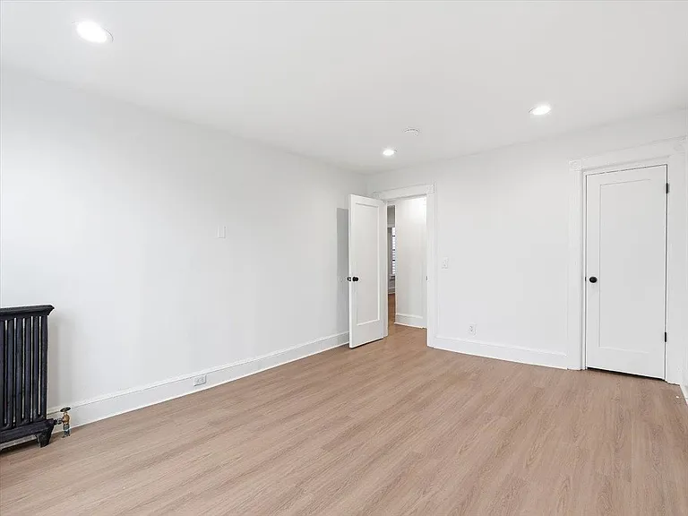 39 Winfield Ave #2 — Photo 17