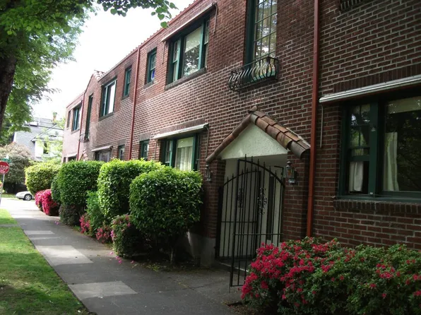 3005 SE Morrison St APT 4, Portland, OR 97214