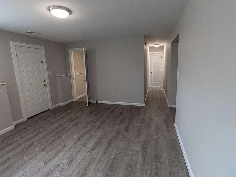 7304 N Moberly Dr #B — Photo 13