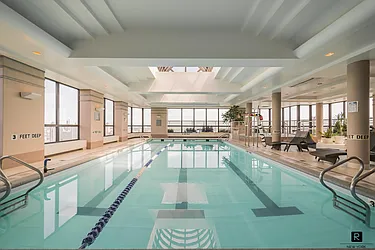 Rented by R New York